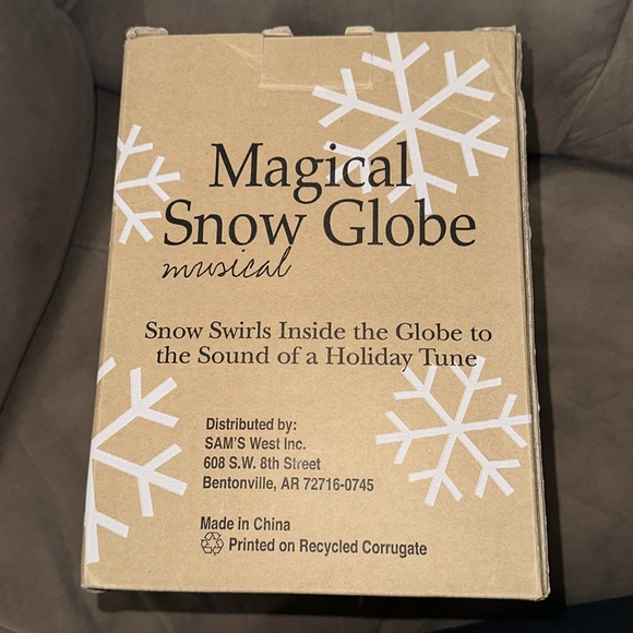 Magical Snow globe Musical holiday collection 2005 π - Picture 7 of 7